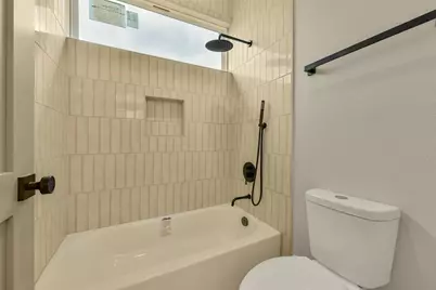 912 Wagon Wheel Trail, Angleton, TX 77515 - Photo 35
