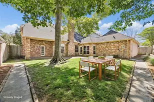 1030 Crossroads Dr, Houston, TX 77079 - Photo 39