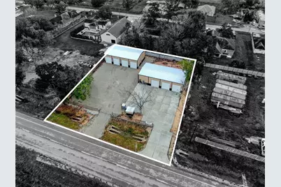 13051 Pleasant Valley Drive #B, Rosharon, TX 77583 - Photo 9