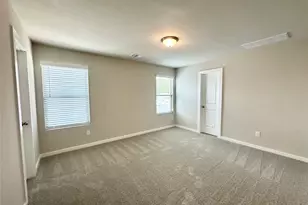 12176 Ridge Top Dr, Conroe, TX 77304 - Photo 13