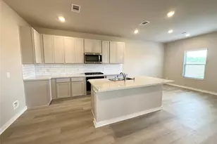 12176 Ridge Top Dr, Conroe, TX 77304 - Photo 7