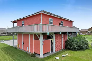 979 Palm Ridge Dr, Crystal Beach, TX 77650 - Photo 33