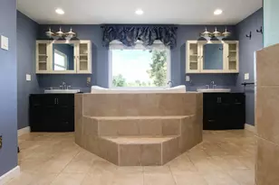 10108 Woodhollow Dr, Conroe, TX 77385 - Photo 13