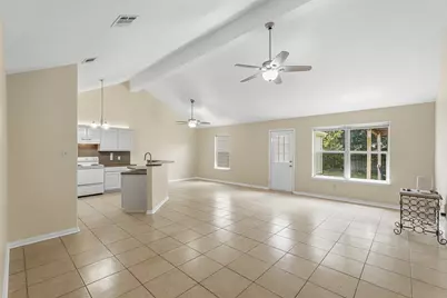 16221 Summerset Estates Blvd, Conroe, TX 77302 - Photo 11