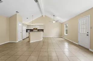 16221 Summerset Estates Blvd, Conroe, TX 77302 - Photo 9