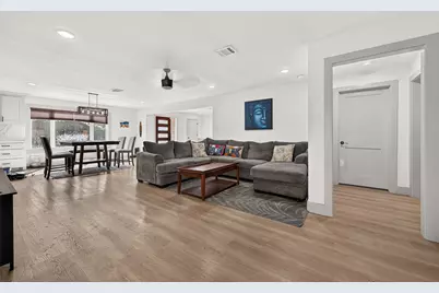 9906 Cliffwood Drive, Houston, TX 77096 - Photo 19