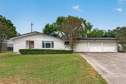 9906 Cliffwood Drive, Houston, TX 77096 - Photo 1