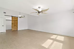 10319 Sand Pass Ln, Houston, TX 77064 - Photo 9