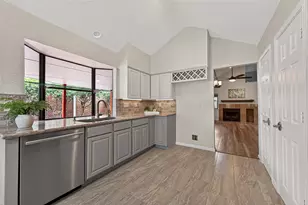 1307 Woodmere Ln, Richmond, TX 77406 - Photo 17