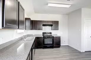 5409 Rio Ramos St, Rosharon, TX 77583 - Photo 5