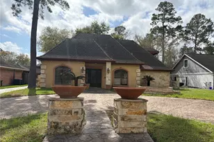 9023 Mauna Loa Ln, Houston, TX 77040 - Photo 1