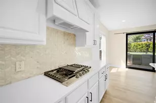 83 W Canyon Wren Cir, The Woodlands, TX 77389 - Photo 13