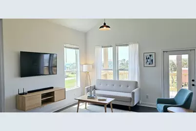 4131 Las Palmas Street, Galveston, TX 77554 - Photo 21