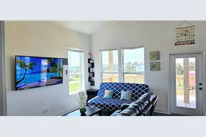 4131 Las Palmas Street, Galveston, TX 77554 - Photo 9