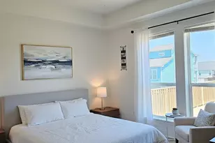 4131 Las Palmas St, Galveston, TX 77554 - Photo 25