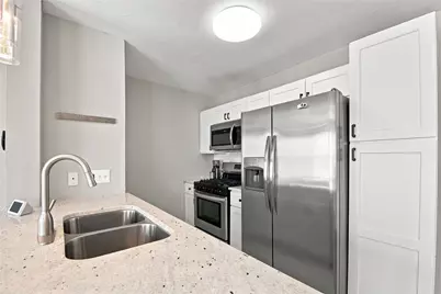 1421 Ruthven Street, Houston, TX 77019 - Photo 17