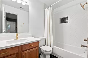 1421 Ruthven St, Houston, TX 77019 - Photo 9