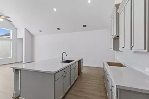 18814 Eastwood Rdg Ct, Crosby, TX 77532 - Photo 17