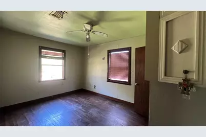10111 Oberrender Road, Fairchilds, TX 77461 - Photo 13