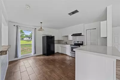 309 Lucy, Livingston, TX 77351 - Photo 5