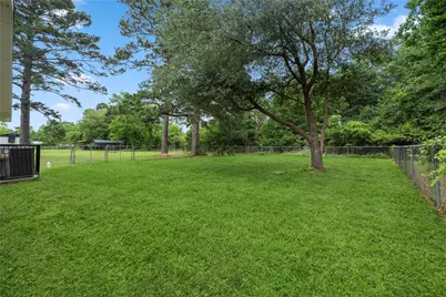 309 Lucy, Livingston, TX 77351 - Photo 17