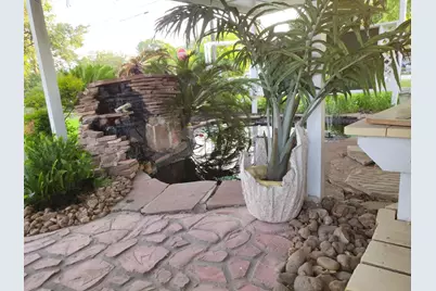 639 Manor Street, Houston, TX 77015 - Photo 9