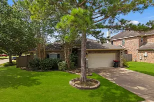 25203 Canary Point Dr, Richmond, TX 77406 - Photo 11