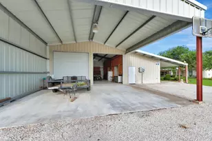 444 Co Rd 237, Ganado, TX 77962 - Photo 47