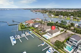 2230 Marina Way, Kemah, TX 77565 - Photo 3