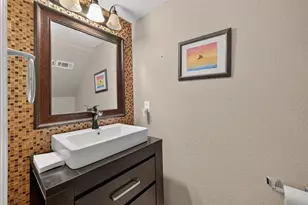 7918 Glenn Cliff Dr, Houston, TX 77064 - Photo 15