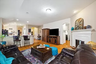 1922 Cadbury Castle Ln, Fresno, TX 77545 - Photo 7