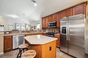 1922 Cadbury Castle Ln, Fresno, TX 77545 - Photo 11