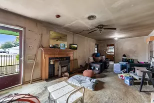 8101 Howard Dr, Houston, TX 77017 - Photo 9
