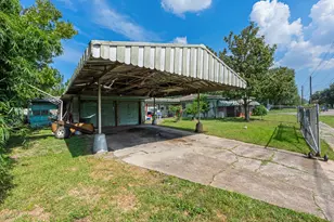 8101 Howard Dr, Houston, TX 77017 - Photo 5