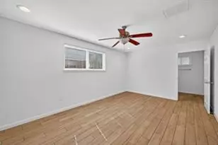 5727 Cartagena St, Houston, TX 77035 - Photo 29