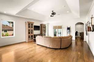 5529 Jessamine St, Houston, TX 77081 - Photo 21