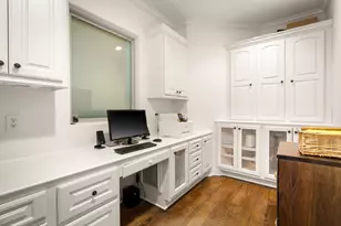 5529 Jessamine St, Houston, TX 77081 - Photo 29