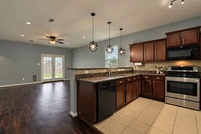 1634 Pink Stone Drive, Rosharon, TX 77583 - Photo 3