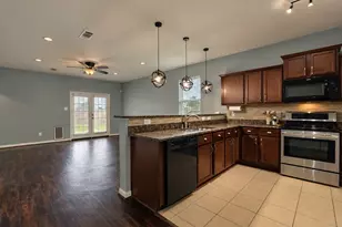 1634 Pink Stone Dr, Rosharon, TX 77583 - Photo 3