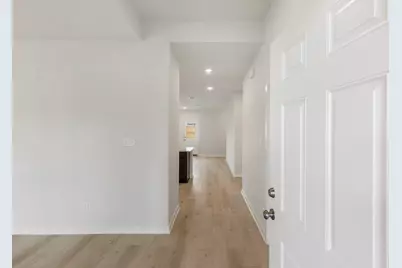 601 Rockbridge Drive, Huntsville, TX 77340 - Photo 5