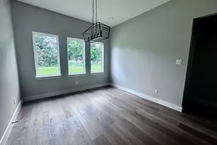 3207 Avenue I, Bay City, TX 77414 - Photo 9