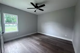3207 Avenue I, Bay City, TX 77414 - Photo 15