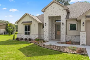 3207 Avenue I, Bay City, TX 77414 - Photo 5