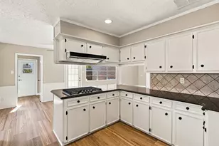 9707 Harrowgate Dr, Houston, TX 77031 - Photo 9