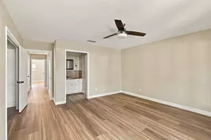 9707 Harrowgate Dr, Houston, TX 77031 - Photo 13