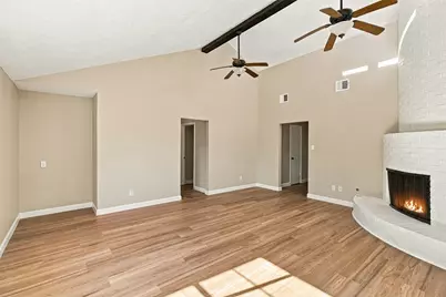 9707 Harrowgate Drive, Houston, TX 77031 - Photo 5