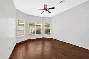 2910 Crescent Oaks Park Ln, Spring, TX 77386 - Photo 17