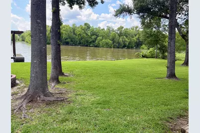860 Plum Tree, Livingston, TX 77351 - Photo 33