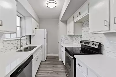 4154 Belle Park Drive #4154, Houston, TX 77072 - Photo 9