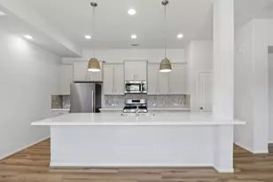 402 Alex Arbor Wy, Conroe, TX 77301 - Photo 9